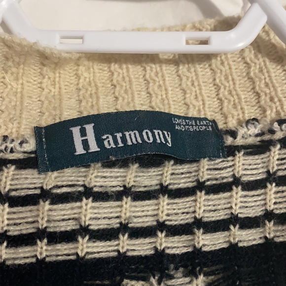 Black and beige cardigan - Picture 5 of 6